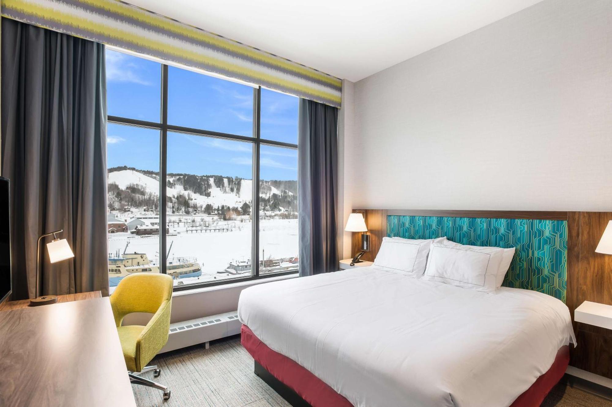 Hampton Inn & Suites Houghton Exteriör bild