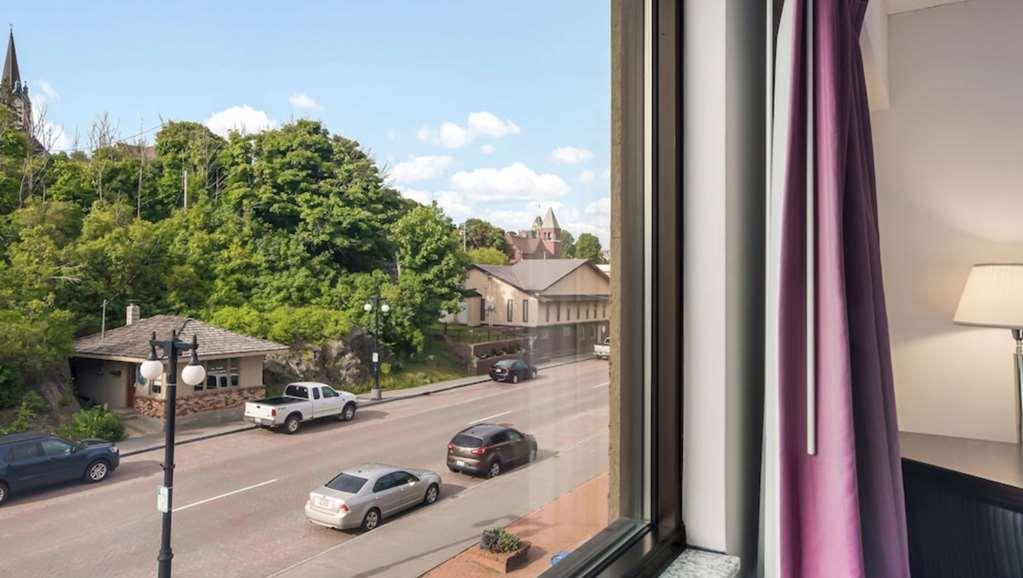 Hampton Inn & Suites Houghton Rum bild